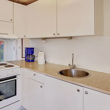 Two-bedroom Holiday In 1 Apartment *