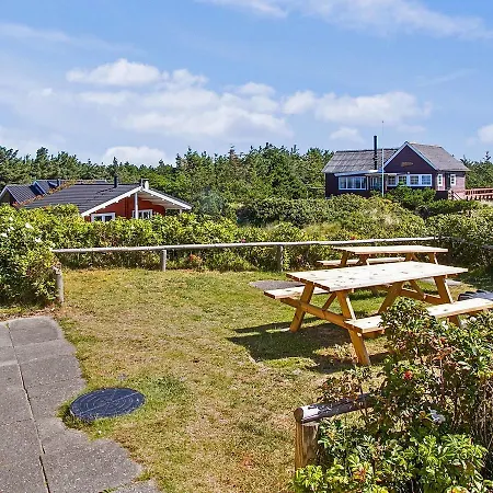 Two-bedroom Holiday In 1 * Vejers Strand